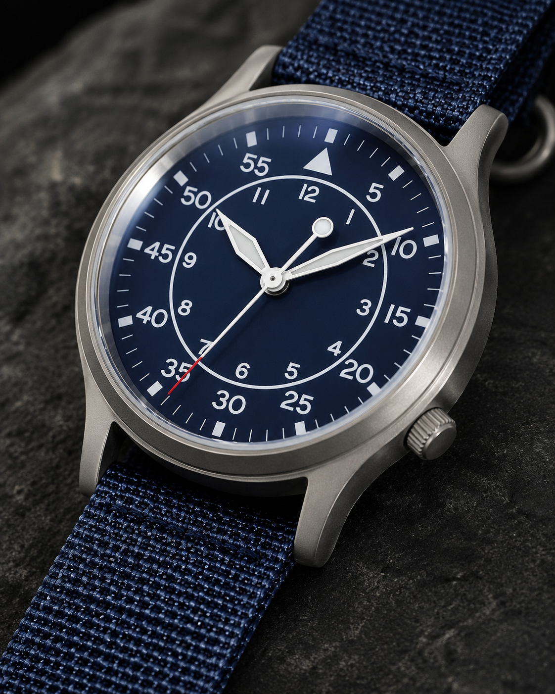 Ventura Titanium Field Quartz | Unic Watches