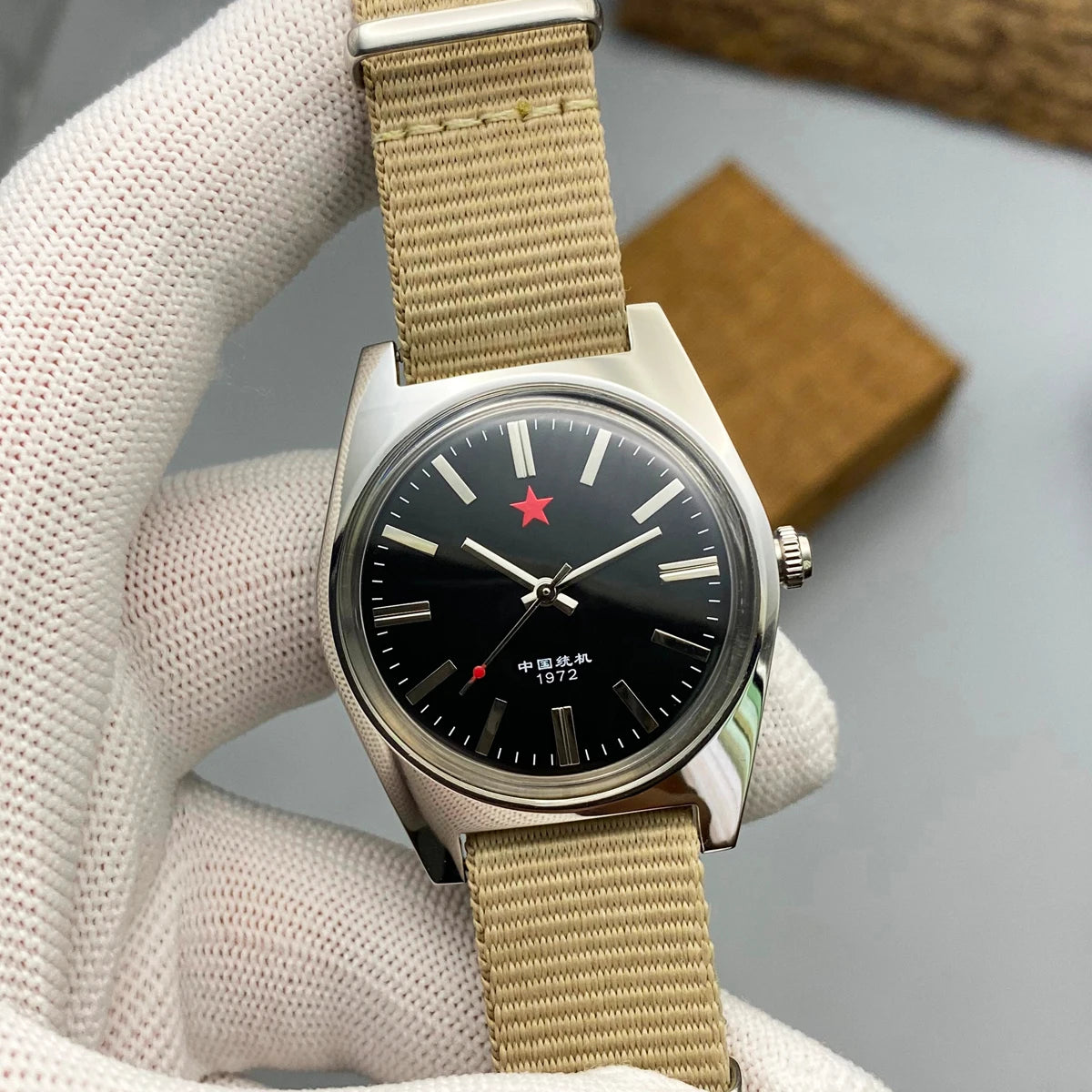 Heritage 7120 Mechanical Watch | Unic Watches