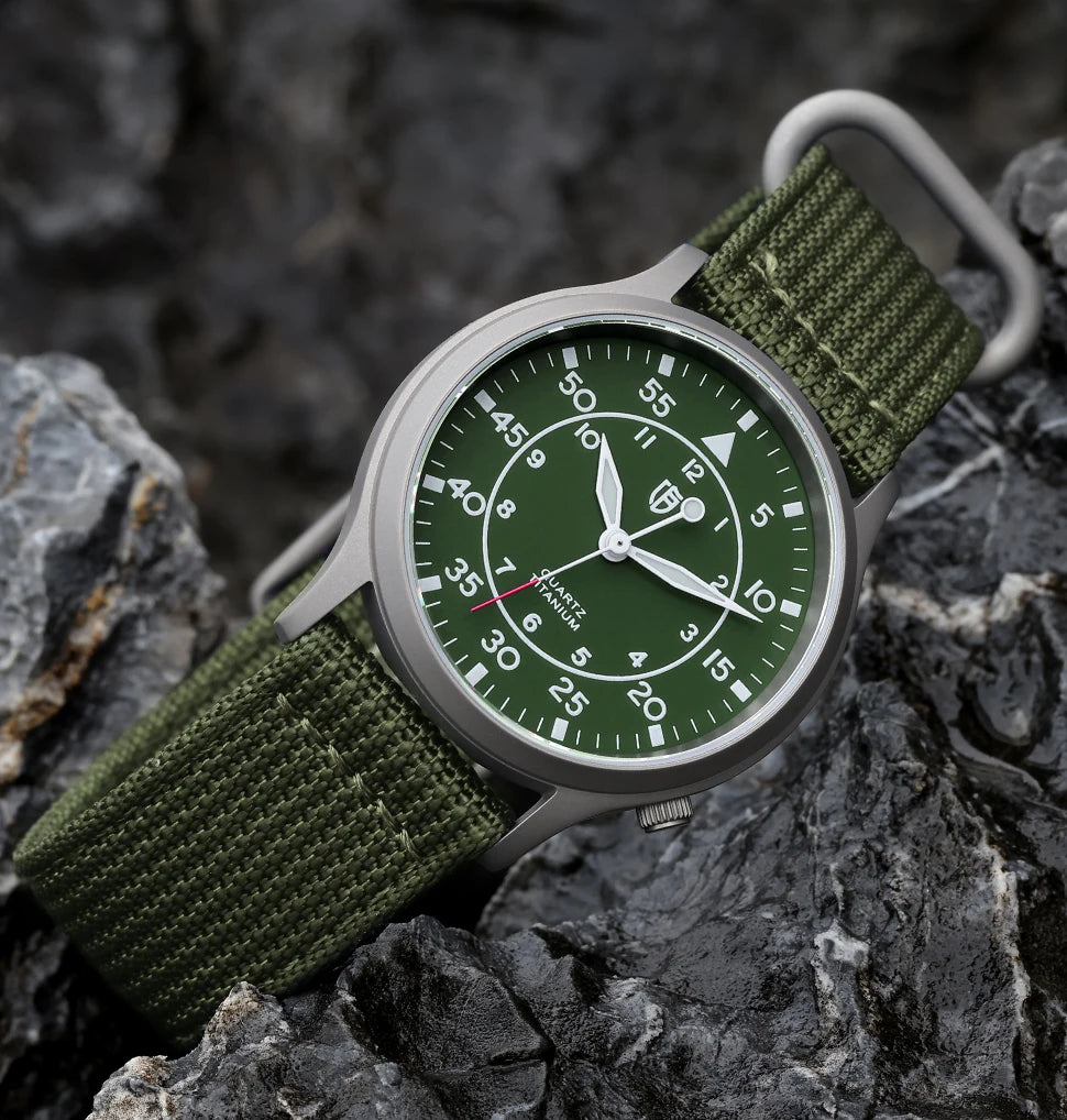 Ventura Titanium Field Quartz | Unic Watches